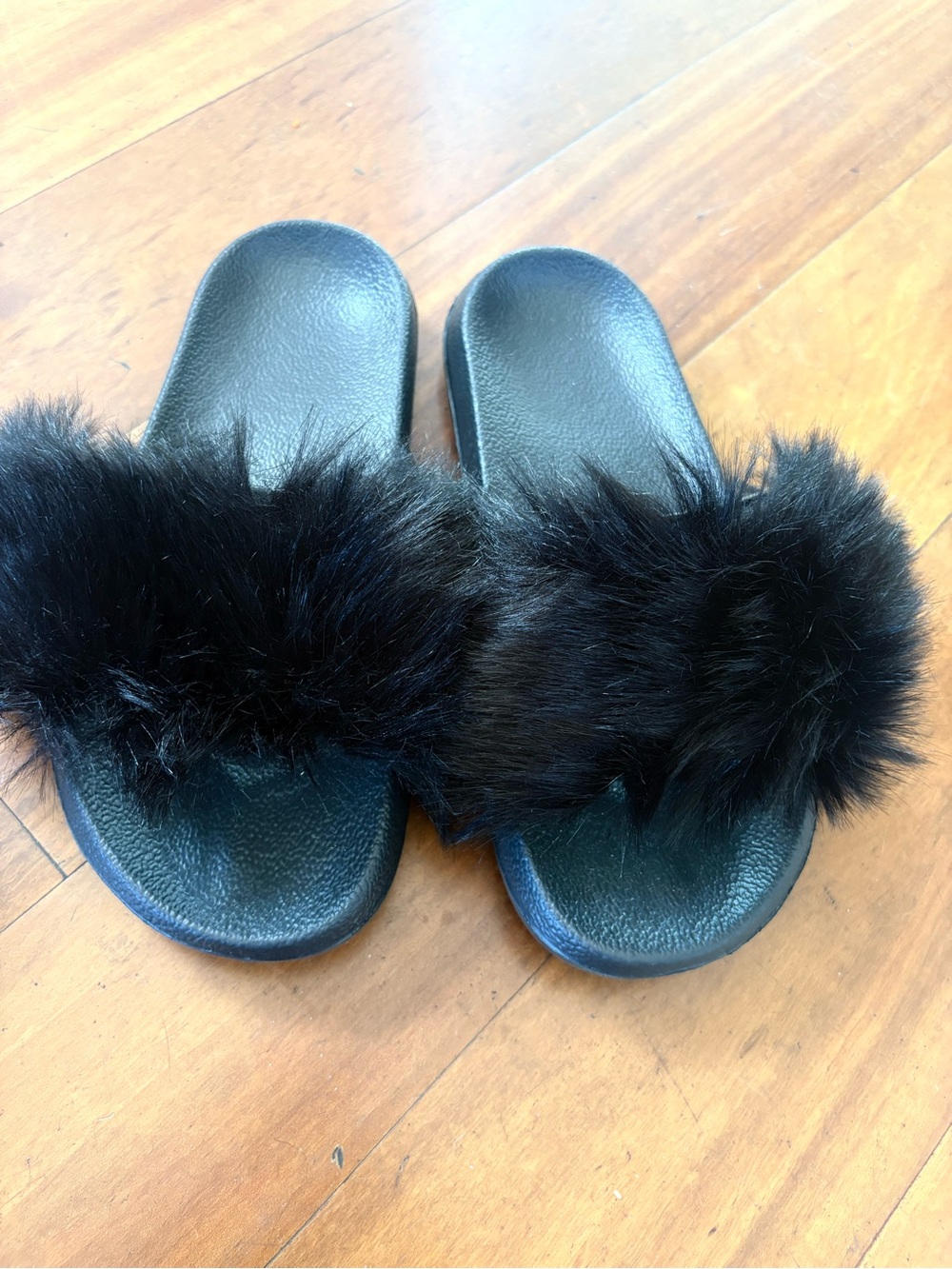 Women's Black Faux Fur Slide Sandals